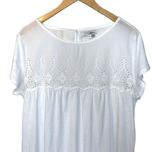 Jachs Girlfriend New York Eyelet T Shirt - Picture 2 of 8